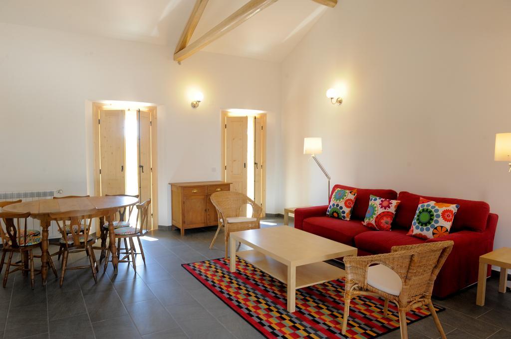 Casa Das Rendufas- Turismo Rural Com Figos Rendufas da Estrada Zimmer foto