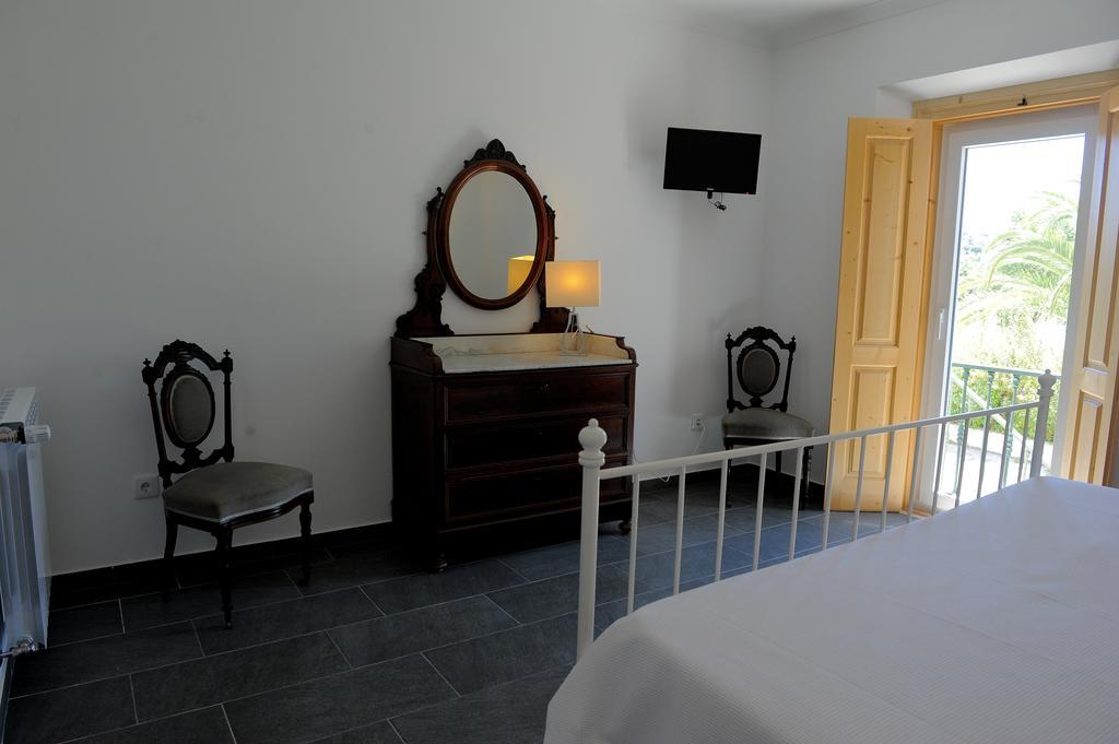 Casa Das Rendufas- Turismo Rural Com Figos Rendufas da Estrada Zimmer foto